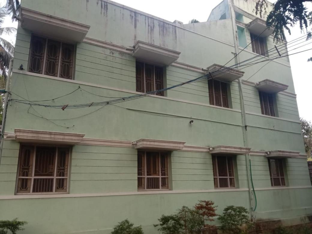 Sri Shankaraa Guest House Tiruvannamalai Exterior photo